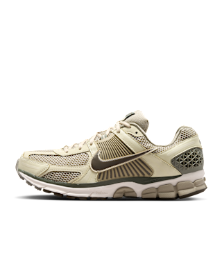 NIKE+ZOOM+VOMERO+5.png